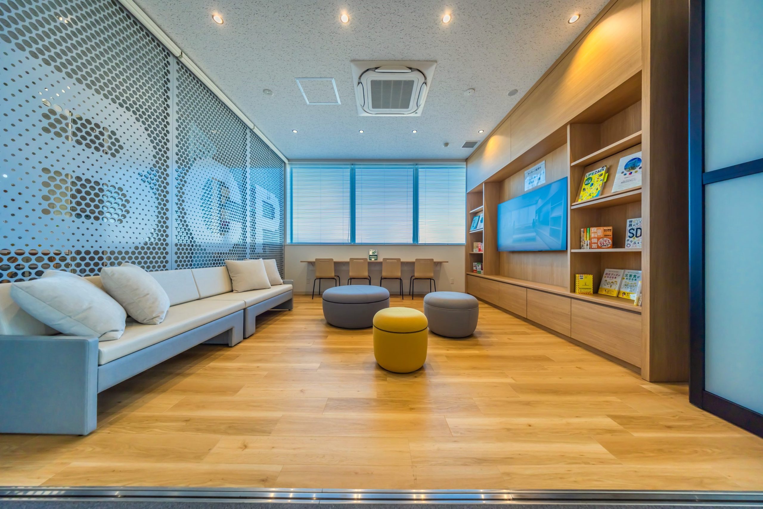 福島郡山未来共創センター ラウンジ